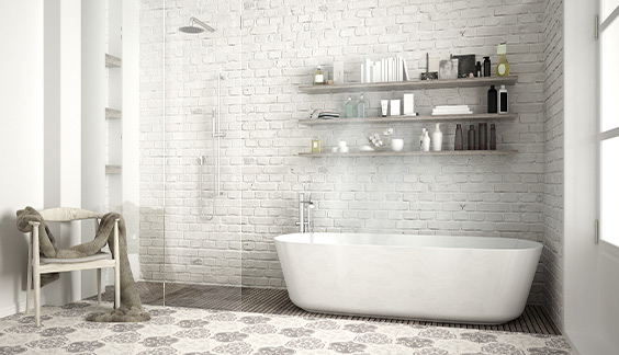 Badezimmer mit Stuhl